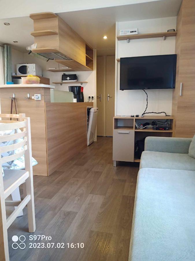 Mobil-Home 6/8 Personnes Au Domaine De Kerlann, Пон-Авен Екстериор снимка